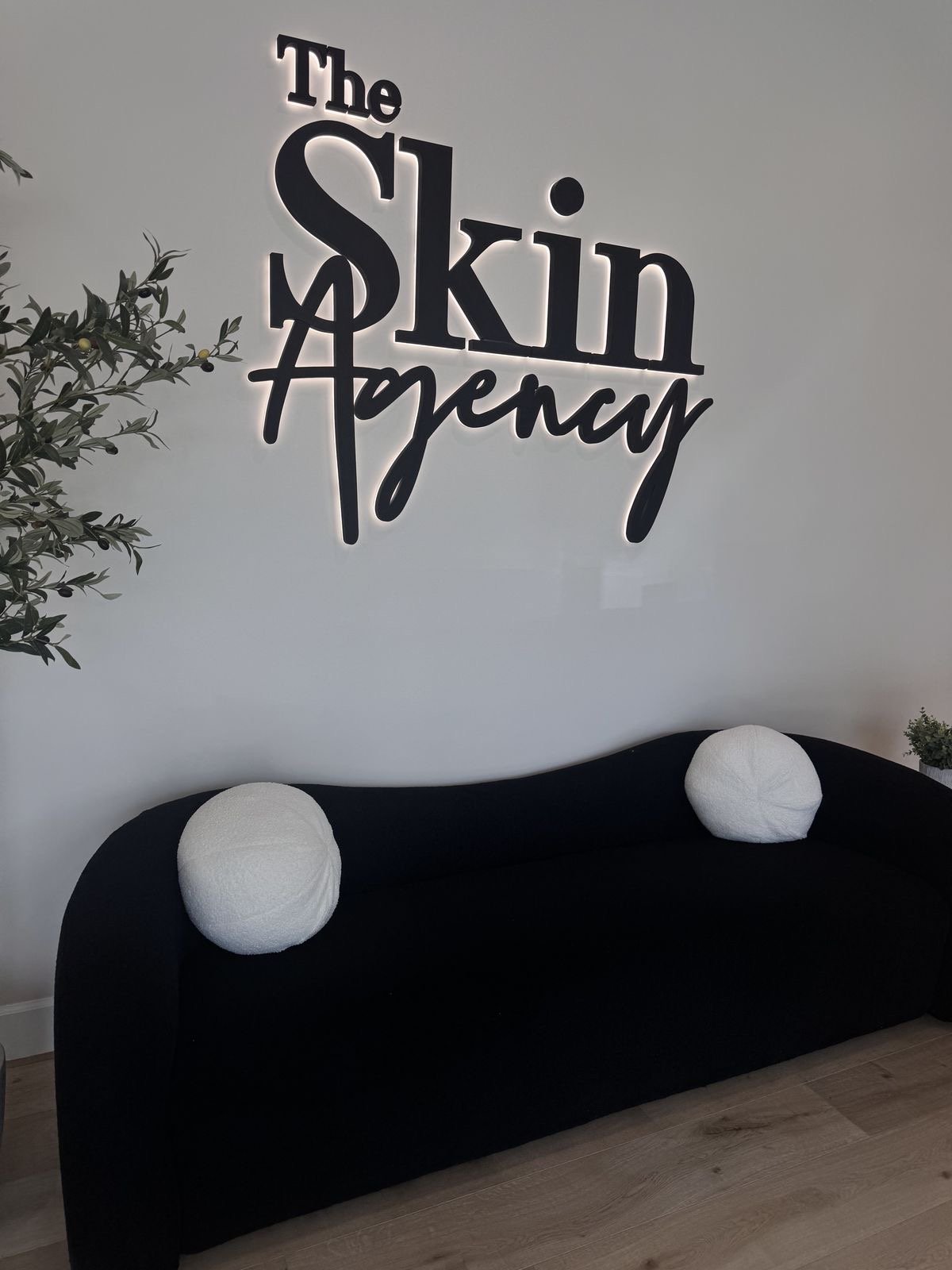 Acrylic logo Cut Outs - Image 3